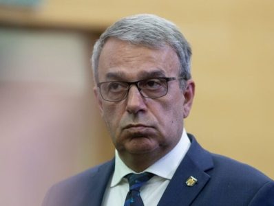 Primarul Vergil Chițac a continuat să organizeze ședințele în format online și după terminarea pandemiei COVID